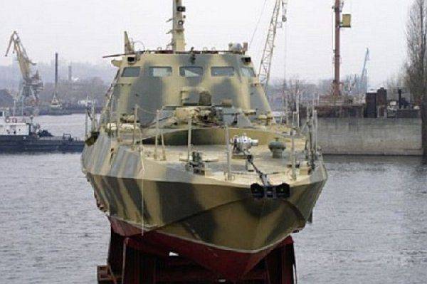 Порошенко заработал на символах коммунизма 300 миллионов Порошенко заработал на символах коммунизма 300 миллионов