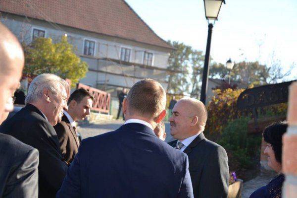 В Киеве забеспокоились: Чехия хочет "откусить" часть территории Украины   В Киеве забеспокоились: Чехия хочет "откусить" часть территории Украины