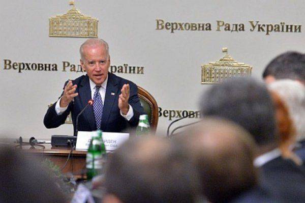 Украинцев отучают от «незалежности»: Байден придет - порядок наведет!   Украинцев отучают от «незалежности»: Байден придет - порядок наведет!