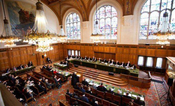 В России возобновляют дело о сбитом Украиной российском авиалайнере В России возобновляют дело о сбитом Украиной российском авиалайнере