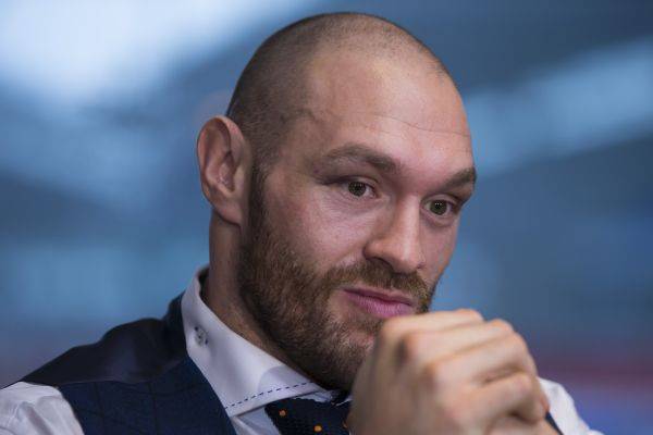 Британского боксера Тайсона Фьюри лишили звания чемпиона мира Британского боксера Тайсона Фьюри лишили звания чемпиона мира