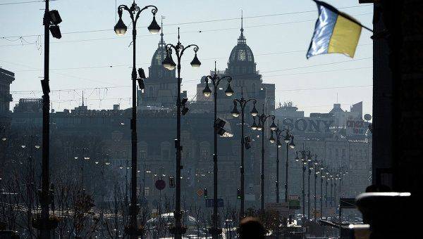МВФ предупредил Киев, что может прекратить программу кредитования МВФ предупредил Киев, что может прекратить программу кредитования