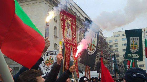 Болгары отказываются дружить с веками угнетавшей Болгарию Турцией и выбирают Россию Болгары отказываются дружить с веками угнетавшей Болгарию Турцией и выбирают Россию