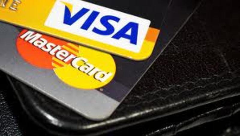 Часть банков в Крыму отключили от Visa и MasterCard, все транзакции блокируются Часть банков в Крыму отключили от Visa и MasterCard, все транзакции блокируются