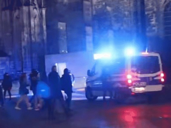 Германия и беженцы: Меркель "в ярости" от новогодних изнасилований немок в Кёльне Германия и беженцы: Меркель "в ярости" от новогодних изнасилований немок в Кёльне