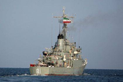 Власти Ирана задержали в Персидском заливе два судна ВМС США Власти Ирана задержали в Персидском заливе два судна ВМС США
