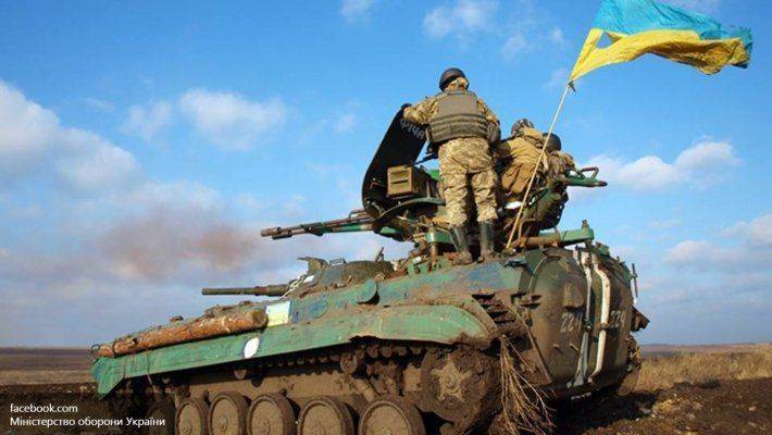 Боевая техника Киева окружает ДНР по трем направлениям Боевая техника Киева окружает ДНР по трем направлениям