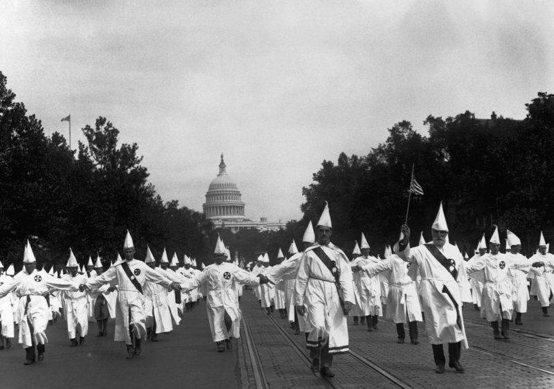 Расисты, масоны или приведения? Об истории Ku Klux Klan в США Расисты, масоны или приведения? Об истории Ku Klux Klan в США