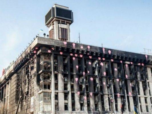Украина — черная дыра Европы: зачем успешную страну превращают в проблемную зону? Украина — черная дыра Европы: зачем успешную страну превращают в проблемную зону?