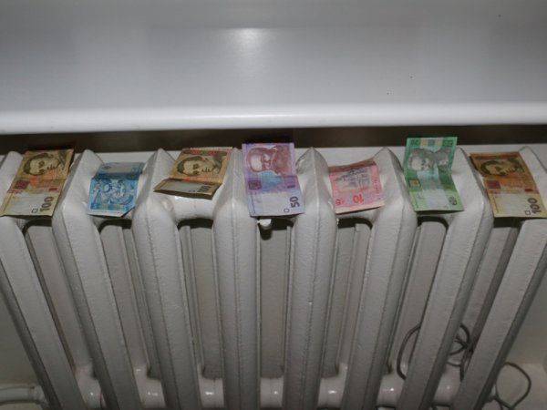 Украина не хочет греться у Яценюка Украина не хочет греться у Яценюка