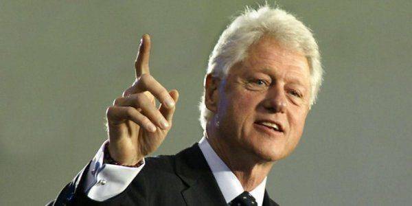 "Умный и вдумчивый": рассекречены стенограммы разговоров Клинтона, в которых он хвалит Путина "Умный и вдумчивый": рассекречены стенограммы разговоров Клинтона, в которых он хвалит Путина