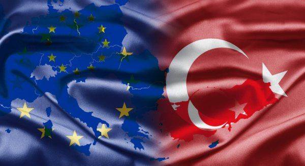 €3 миллиарда за беженцев: избавиться любой ценой €3 миллиарда за беженцев: избавиться любой ценой