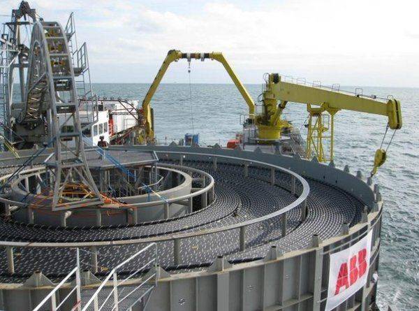 Китайцам, проложившим кабель в Крым, грозит 5 лет тюрьмы Китайцам, проложившим кабель в Крым, грозит 5 лет тюрьмы