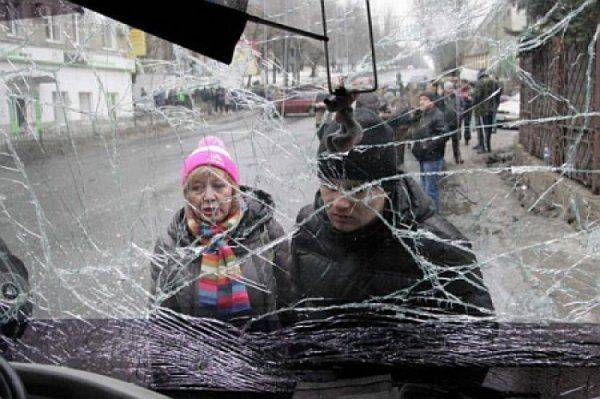 «Я не Шарли. Я – Боссе». Обстрел остановки в Донецке: год после трагедии «Я не Шарли. Я – Боссе». Обстрел остановки в Донецке: год после трагедии