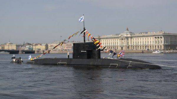 Новейшая российская подлодка-невидимка "Лада" повергла в ужас американцев Новейшая российская подлодка-невидимка "Лада" повергла в ужас американцев