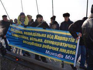 Процесс оздоровления пошел: Украинцы игнорируют «патриотические» акции националистов Процесс оздоровления пошел: Украинцы игнорируют «патриотические» акции националистов