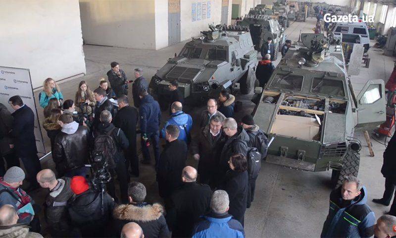 Как во Львове собирают «Дозор-Б» Как во Львове собирают «Дозор-Б»