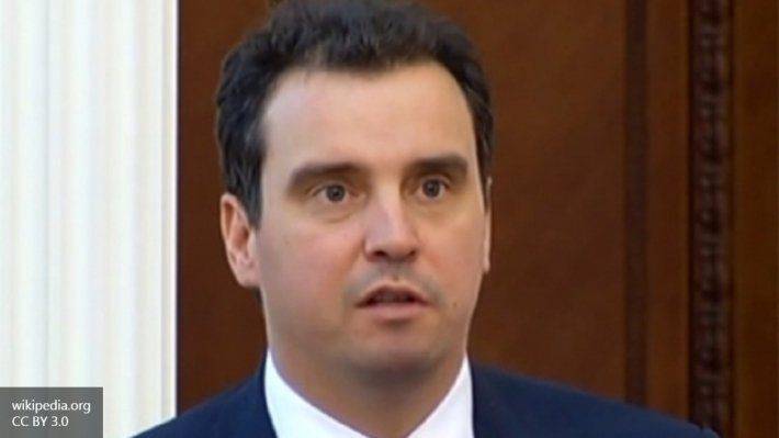 Западные послы отругали Порошенко за отставку министра-литовца Западные послы отругали Порошенко за отставку министра-литовца