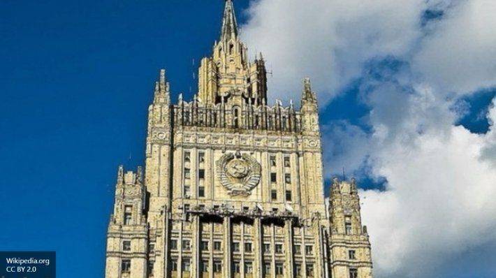 США снова захотели обсудить с Россией ситуацию в Донбассе США снова захотели обсудить с Россией ситуацию в Донбассе