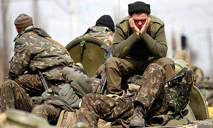 Дембелей не хотят отпускать домой Дембелей не хотят отпускать домой