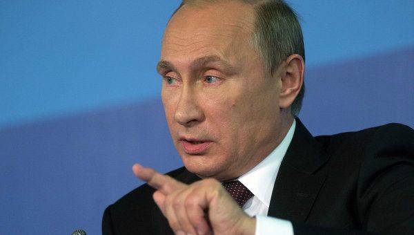 Путин уволил десять генералов в ряде силовых ведомств Путин уволил десять генералов в ряде силовых ведомств