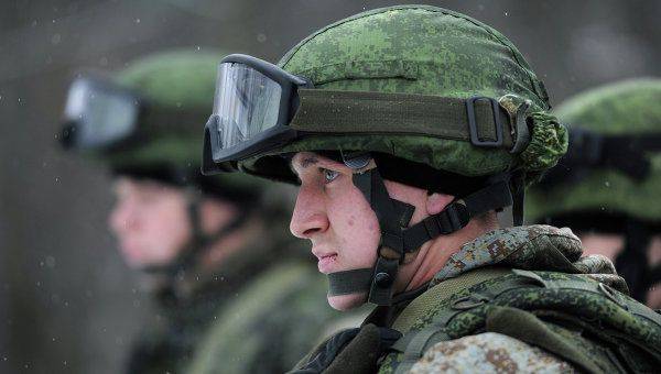 Военные на Северном Кавказе получили тысячу комплектов "Ратника" Военные на Северном Кавказе получили тысячу комплектов "Ратника"