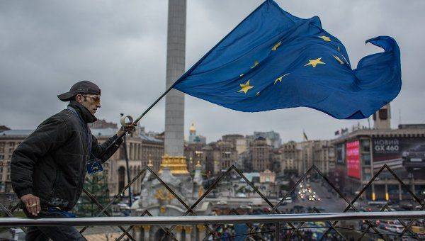 Годовщина Евромайдана: власть Украины рискует повторить судьбу Ющенко Годовщина Евромайдана: власть Украины рискует повторить судьбу Ющенко