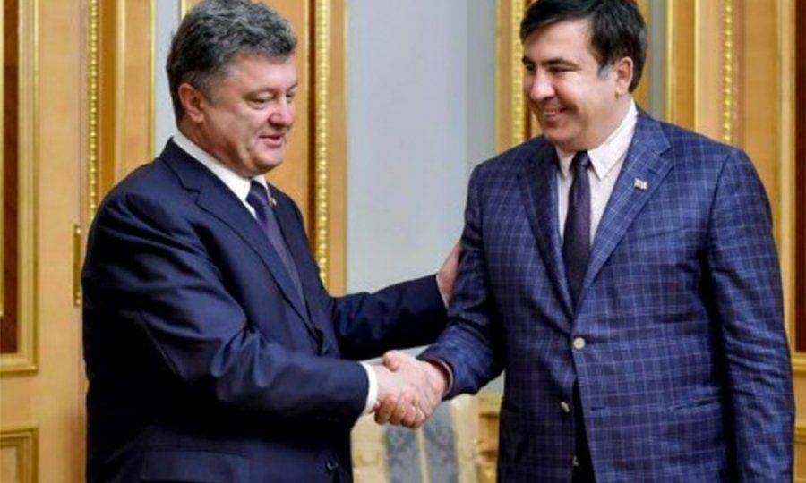 Порошенко может уволить Саакашвили Порошенко может уволить Саакашвили