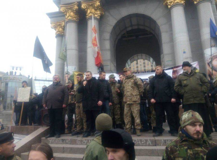 Евромайдан скоро переместится в катакомбы Евромайдан скоро переместится в катакомбы
