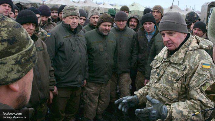 Глава Генштаба ВСУ обвинил Раду в своих военных неудачах в Донбассе Глава Генштаба ВСУ обвинил Раду в своих военных неудачах в Донбассе