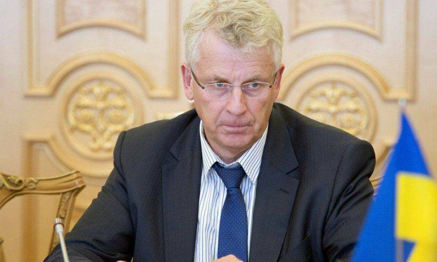Украинское правительство полностью находится под контролем немецких властей Украинское правительство полностью находится под контролем немецких властей