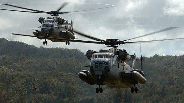 СМИ: Турция сбила два американских военных вертолета в Сирии, 12 морпехов погибли