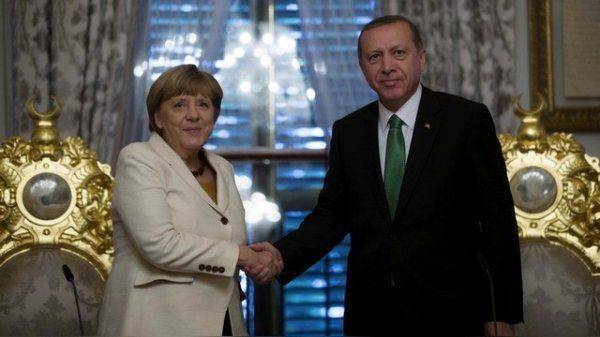 Tagesspiegel: Для выхода из кризиса говорить нужно не с Турцией, а с Путиным  Tagesspiegel: Для выхода из кризиса говорить нужно не с Турцией, а с Путиным