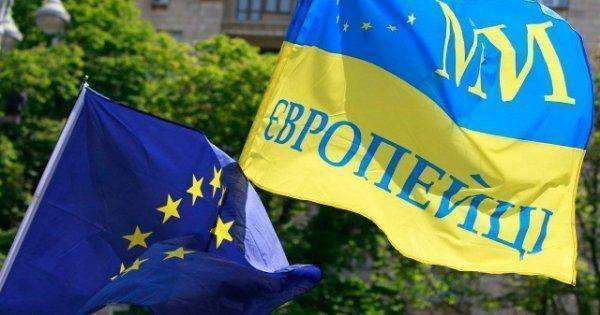 В Европу ползком из последних сил: Украина за неделю  В Европу ползком из последних сил: Украина за неделю