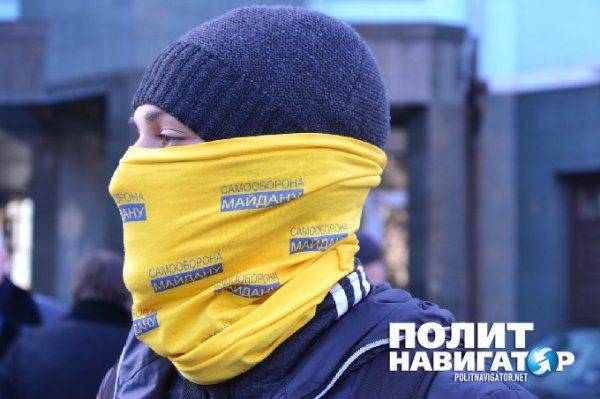 Яценюк и Аваков запускают новый проект и выводят на улицы Киева боевиков  Яценюк и Аваков запускают новый проект и выводят на улицы Киева боевиков