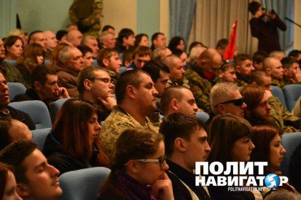 Яценюк и Аваков запускают новый проект и выводят на улицы Киева боевиков  Яценюк и Аваков запускают новый проект и выводят на улицы Киева боевиков