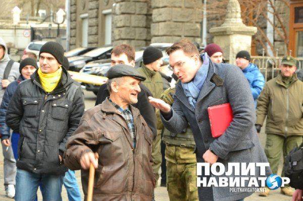 Яценюк и Аваков запускают новый проект и выводят на улицы Киева боевиков  Яценюк и Аваков запускают новый проект и выводят на улицы Киева боевиков