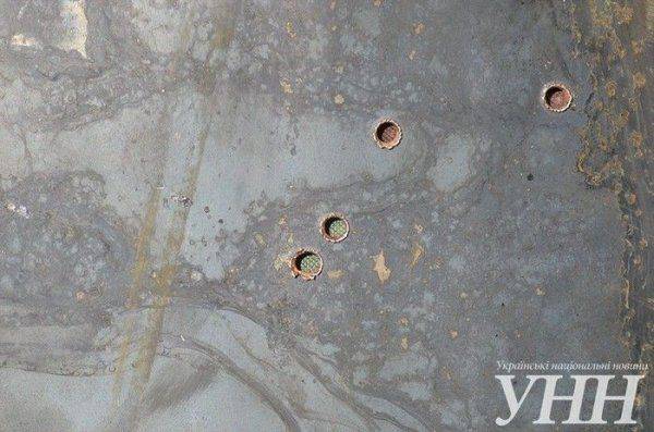 В Раде скандал из-за бронежилетов в зоне АТО, пробиваемых обычными пулями В Раде скандал из-за бронежилетов в зоне АТО, пробиваемых обычными пулями