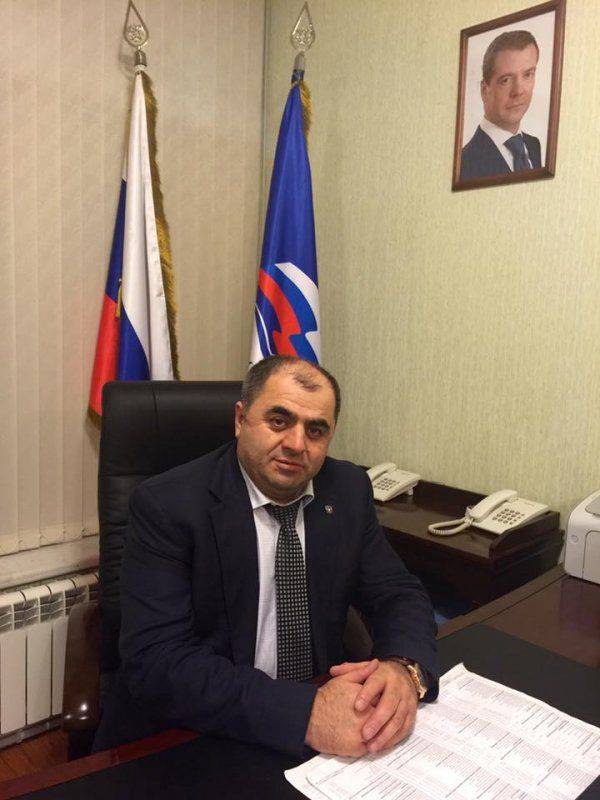 Член регионального штаба ОНФ Магомедсултан Алиев стал первым зарегистрированным кандидатом Дагестана в депутаты Государственной Думы РФ от партии «Единая Россия» Член регионального штаба ОНФ Магомедсултан Алиев стал первым зарегистрированным кандидатом Дагестана в депутаты Государственной Думы РФ от партии «Единая Россия»