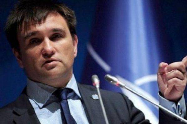 «Клим Чугункин» хочет вернуть Крым с помощью процветающей демократической Украины «Клим Чугункин» хочет вернуть Крым с помощью процветающей демократической Украины