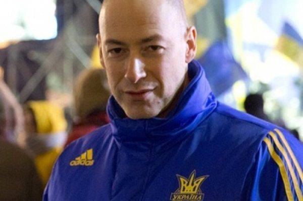 А еще в очках! Украинская образованщина и шуты гороховые в глубоком разочаровании от власти А еще в очках! Украинская образованщина и шуты гороховые в глубоком разочаровании от власти