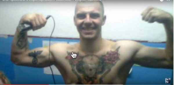 Украина презентует в Европарламенте нацистов с символикой СС Украина презентует в Европарламенте нацистов с символикой СС