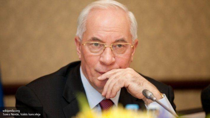 Азаров: «Золотой дождь» прольется на Украину после смены власти Азаров: «Золотой дождь» прольется на Украину после смены власти