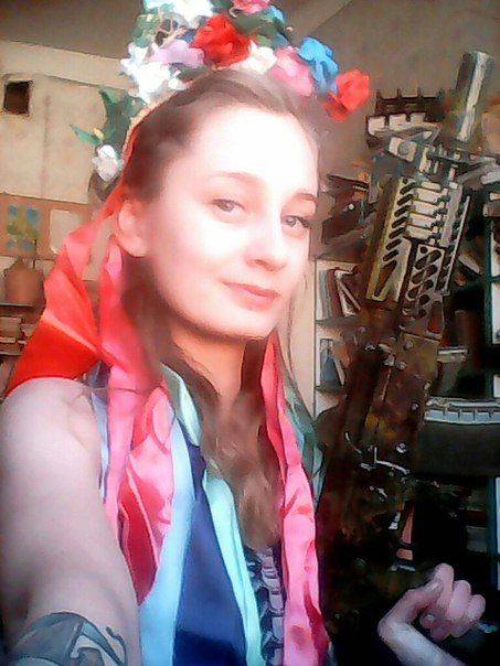 «Подруга Арійка». Нацистка родом из Донецка и украинское образование «Подруга Арійка». Нацистка родом из Донецка и украинское образование