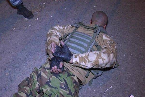 Пьяный айдаровец напал на жительницу Симферополя на границе Пьяный айдаровец напал на жительницу Симферополя на границе