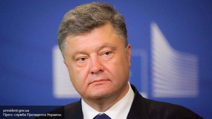 Порошенко обсудил со Вселенским патриархом единую церковь на Украине Порошенко обсудил со Вселенским патриархом единую церковь на Украине