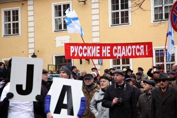 «Россия находится в условиях колоссального давления извне» «Россия находится в условиях колоссального давления извне»