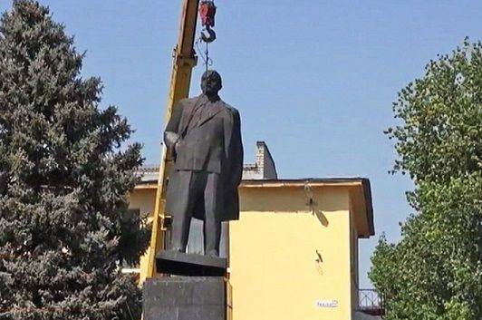 На занятой ВСУ части Луганщины детей будут обучать ненависти к России На занятой ВСУ части Луганщины детей будут обучать ненависти к России