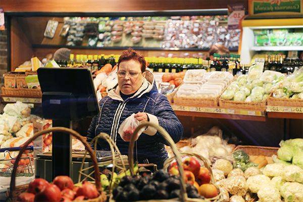 Пол зарплаты на еду. Уровень потребления Украины скатился к третьему миру Пол зарплаты на еду. Уровень потребления Украины скатился к третьему миру