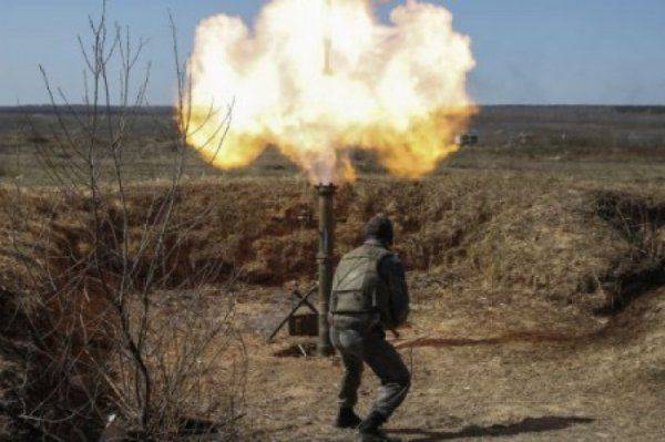 Украинские каратели занимают нейтральную полосу и обстреливают Донецк и Горловку  Украинские каратели занимают нейтральную полосу и обстреливают Донецк и Горловку